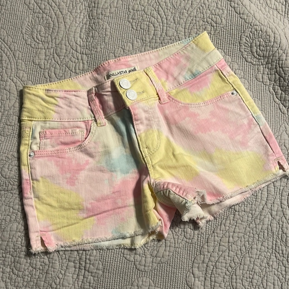 Cannula star girls tie dye shorts
